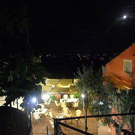 Giu Al Mulino Pension Pontecagnano Faiano Buitenkant foto
